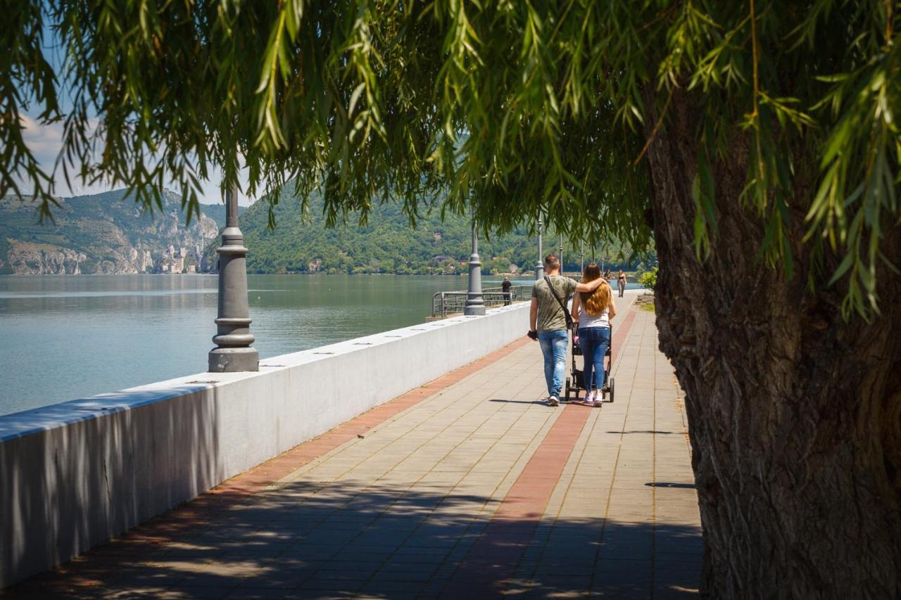 Apartman Bogojevic โกลูบาค ภายนอก รูปภาพ