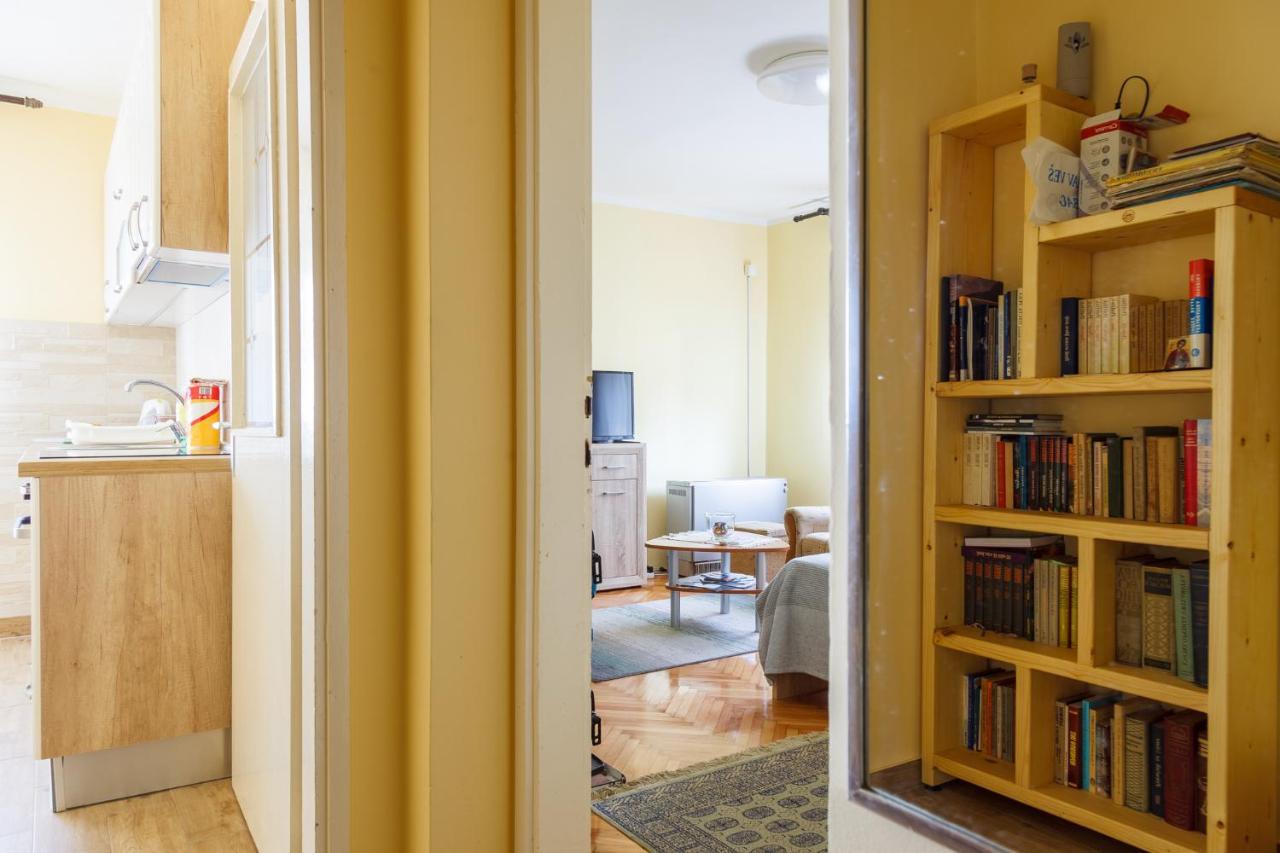 Apartman Bogojevic โกลูบาค ภายนอก รูปภาพ