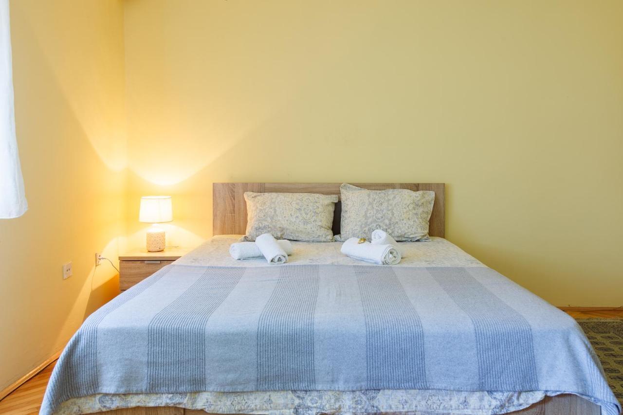 Apartman Bogojevic โกลูบาค ภายนอก รูปภาพ