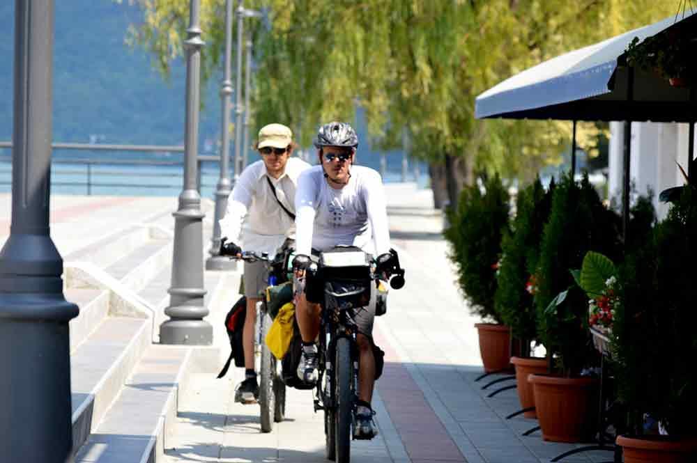 Apartman Bogojevic โกลูบาค ภายนอก รูปภาพ