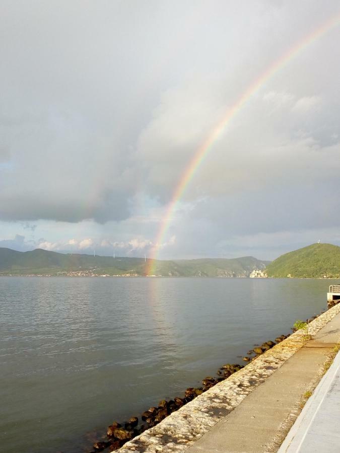 Apartman Bogojevic โกลูบาค ภายนอก รูปภาพ